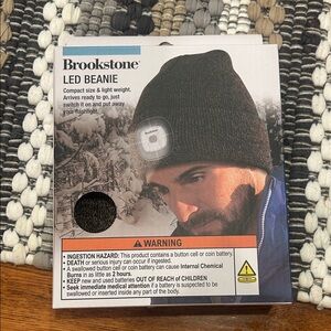 Brookstone LED Beanie in Black